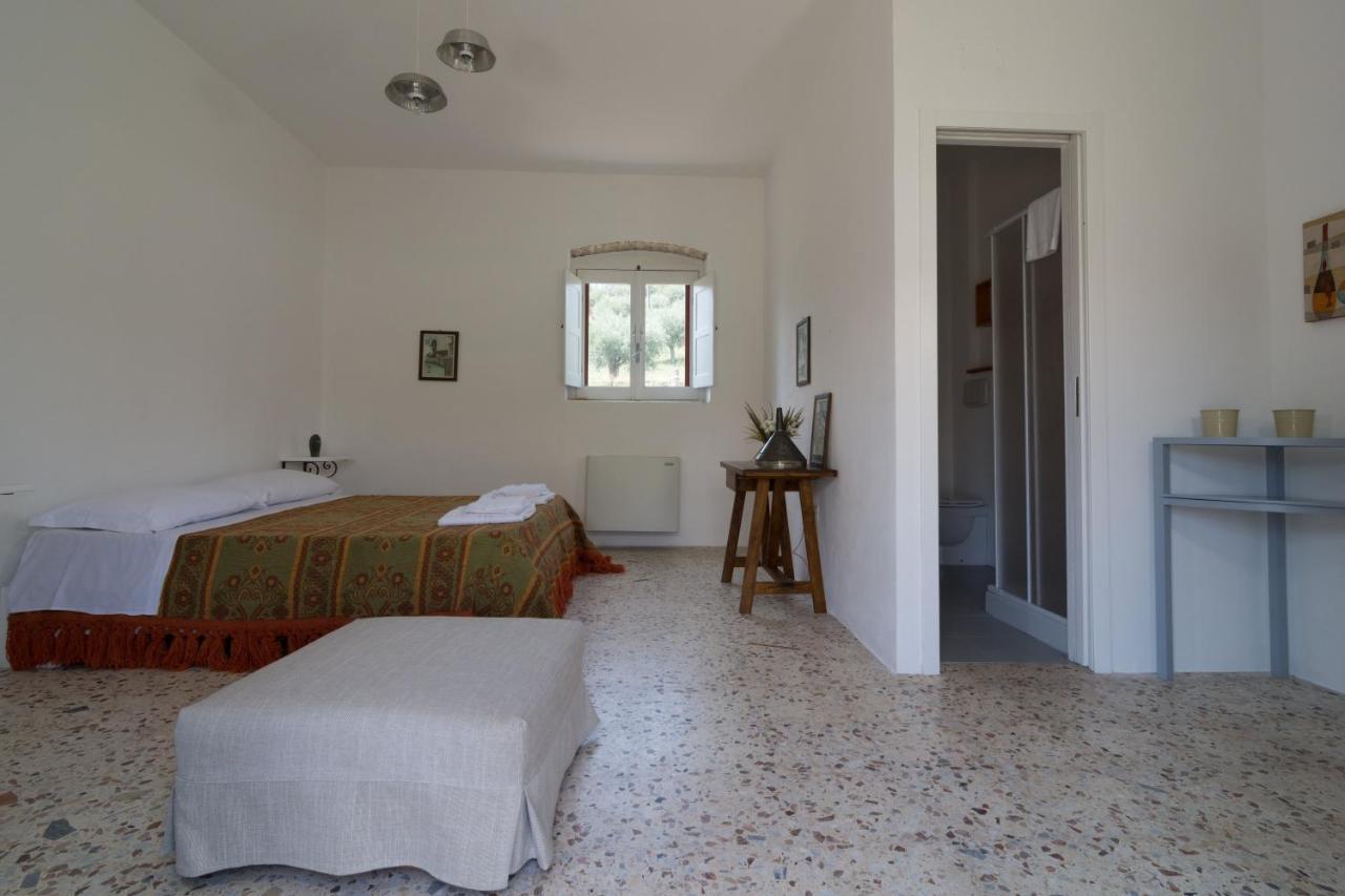 Agriturismo Di Serragiumenta Альтомонте Экстерьер фото